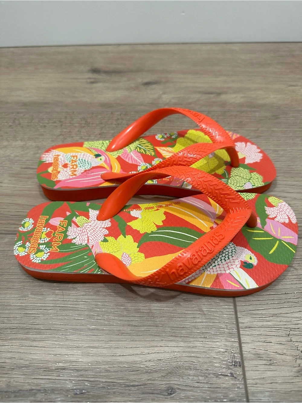 Havaianas x Farm Rio flip flop sandal sunset orange EU 35/36 women’s or youth